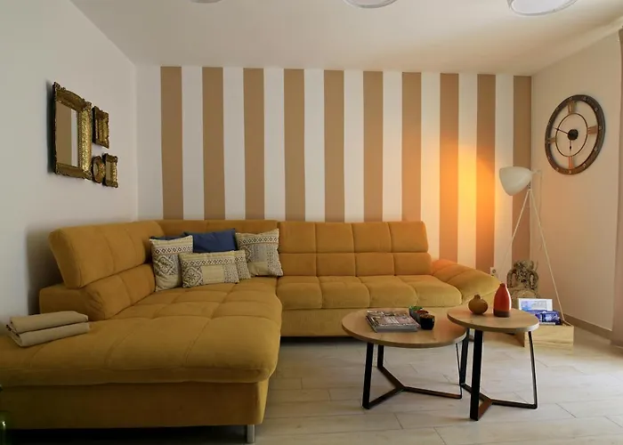 Niviga * 마카르스카